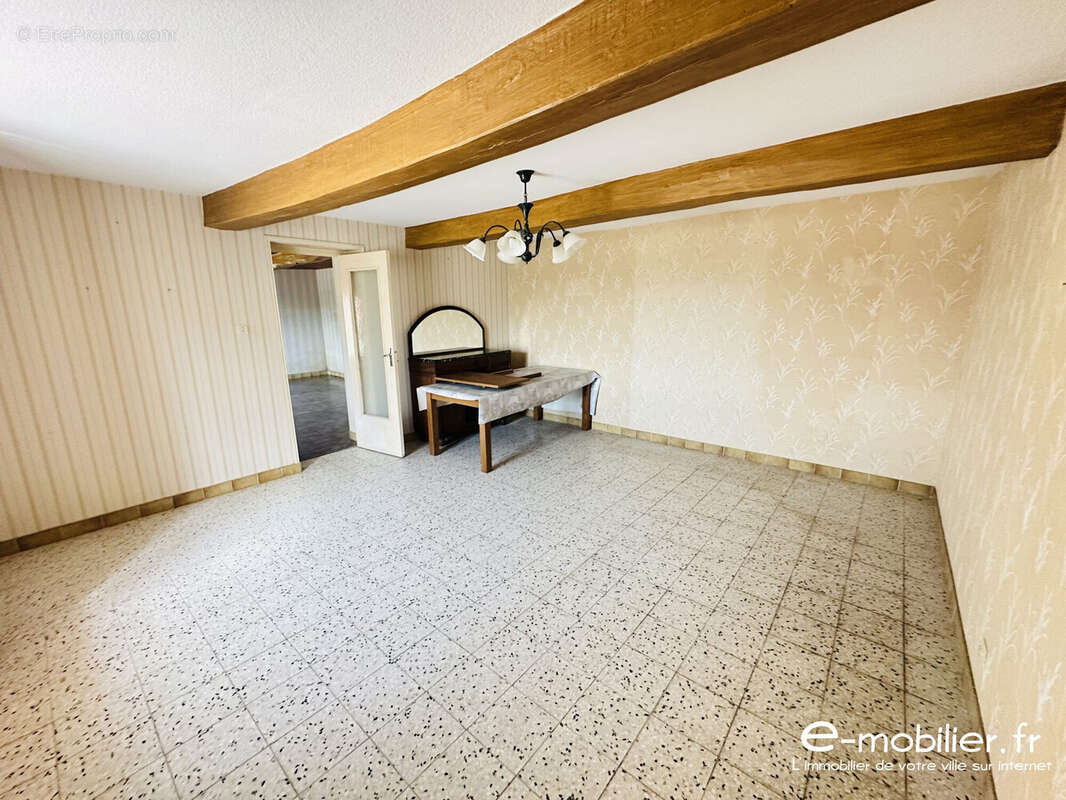 Maison à MELAY