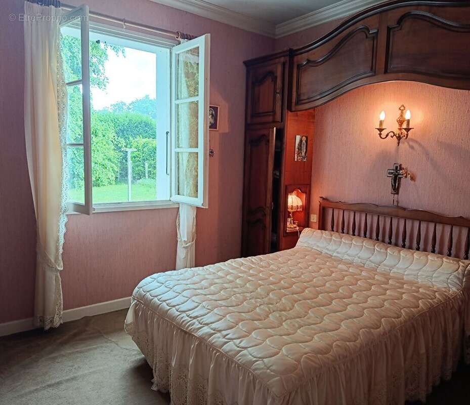 Maison à SAINT-BONNET-L'ENFANTIER