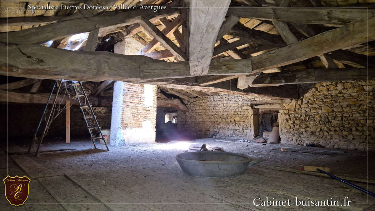 Maison en pierres centre village - photo 16