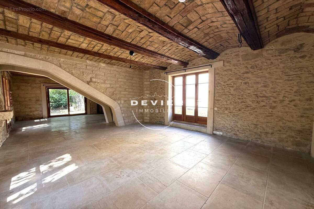 Maison 150 m² à Castries  - photo 7