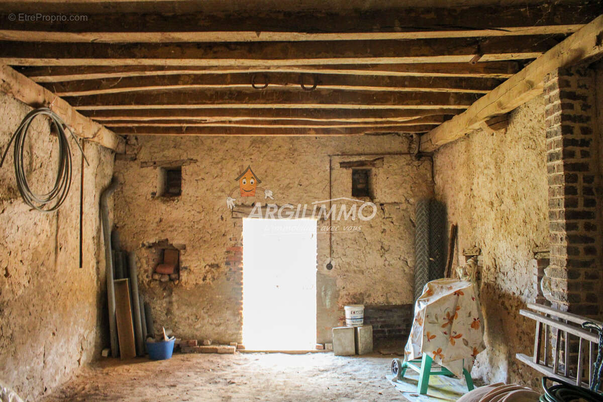 Superbe ancien corps de ferme sur 4ha12ca avec 1ha9 bois-taillis - photo 18