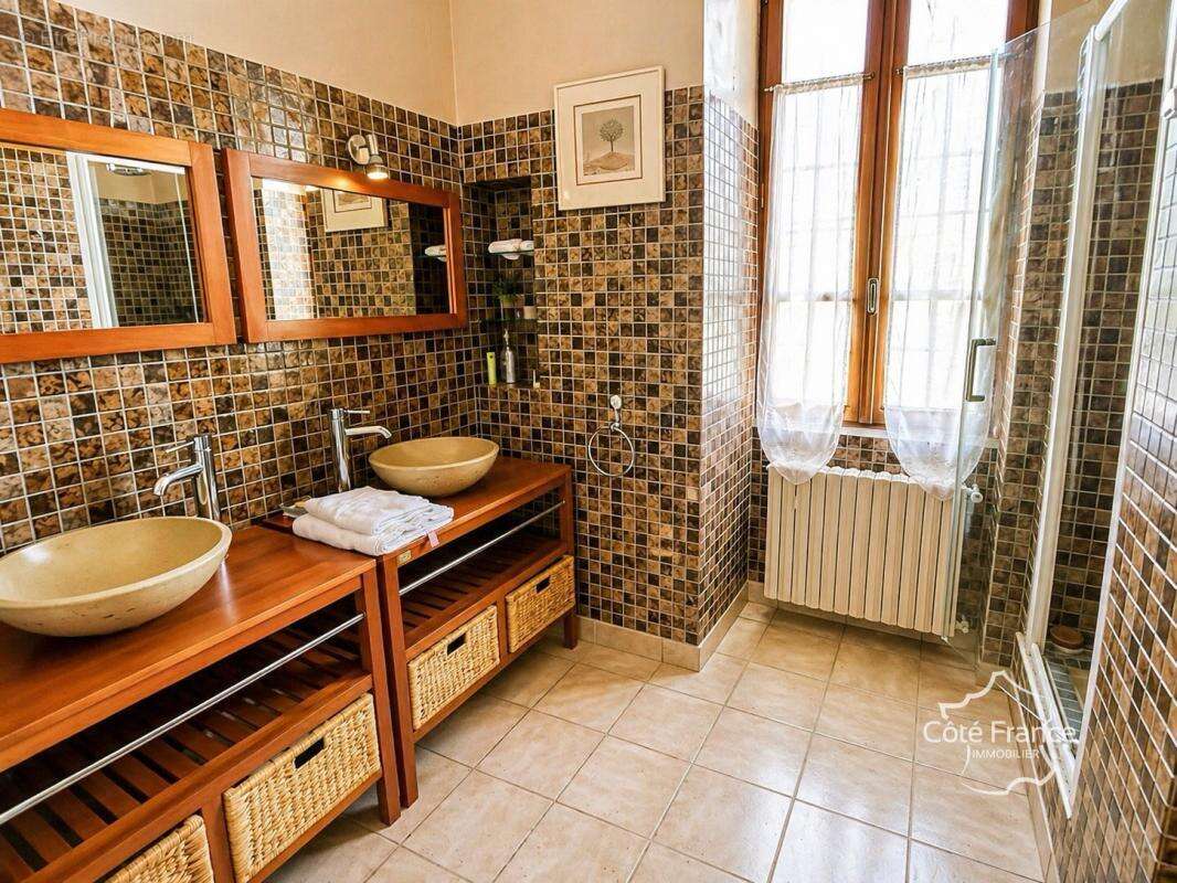Maison à GRANS