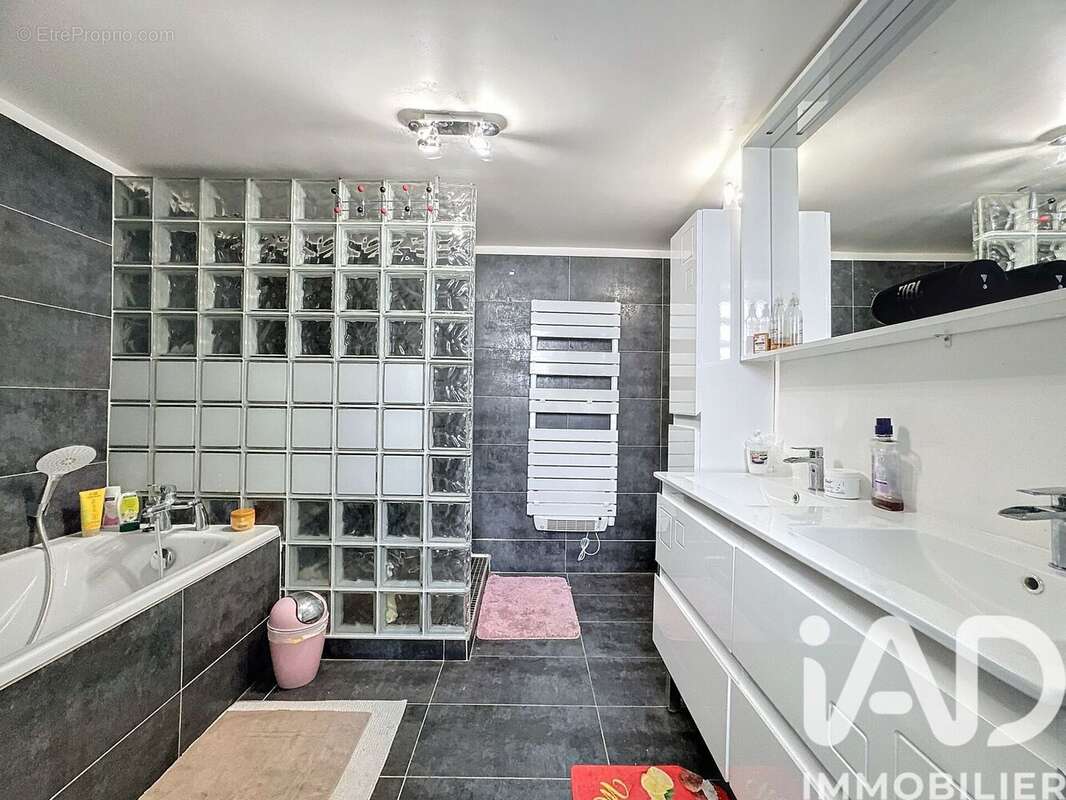 Photo 9 - Maison à VAUX-SUR-SEINE
