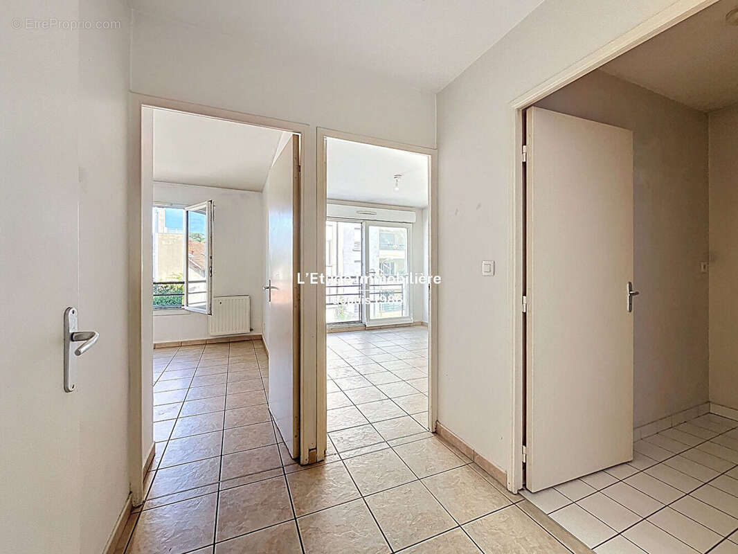 Appartement à LYON-8E