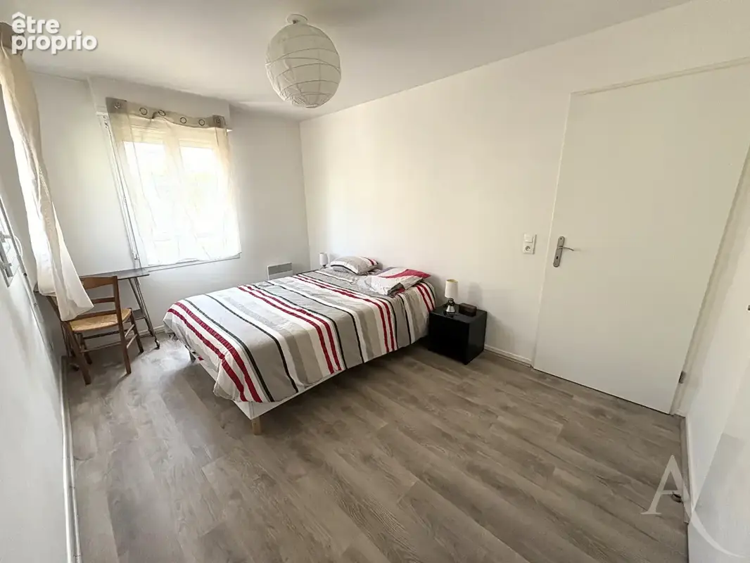 Appartement F2 ? 48 m² avec Parking ? Proche Gare ? Vendu Entièrement Meublé - photo 4