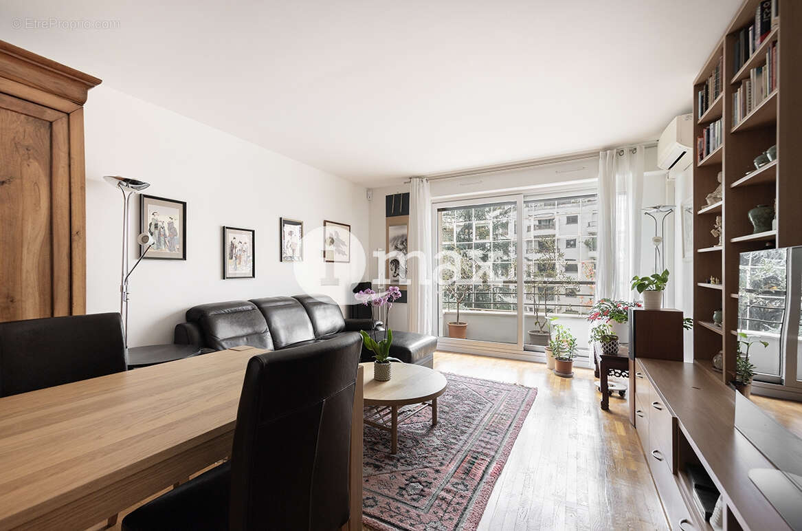 Appartement à LEVALLOIS-PERRET