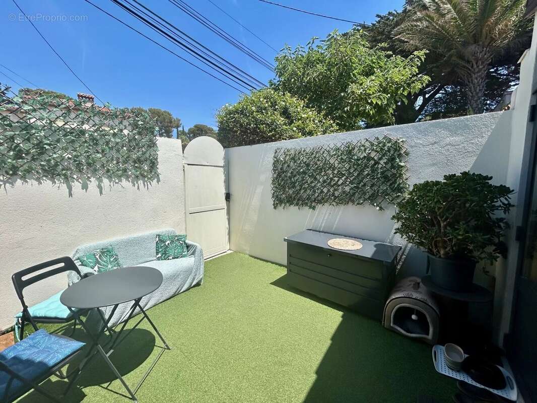 Maison entièrement rénovée très proche de la mer à pieds avec extérieur - photo 7