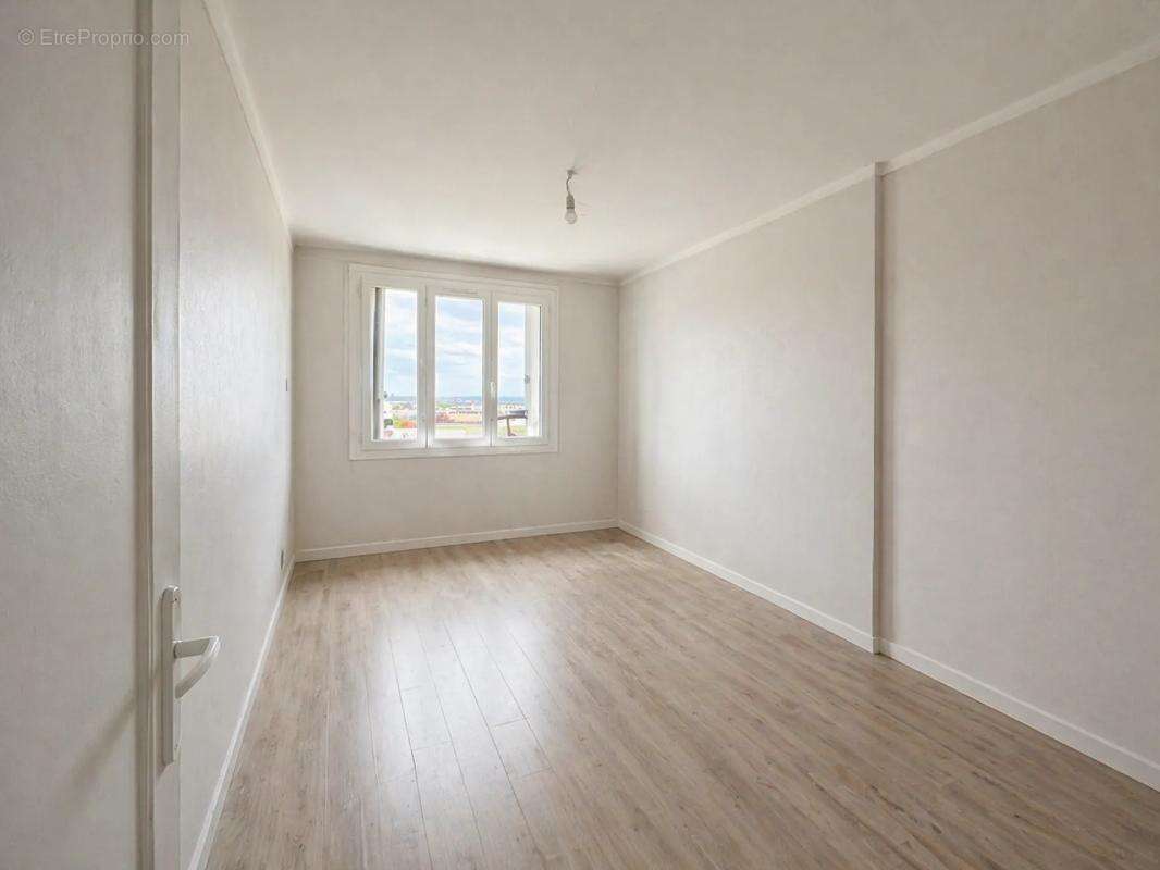 Appartement à MANTES-LA-VILLE