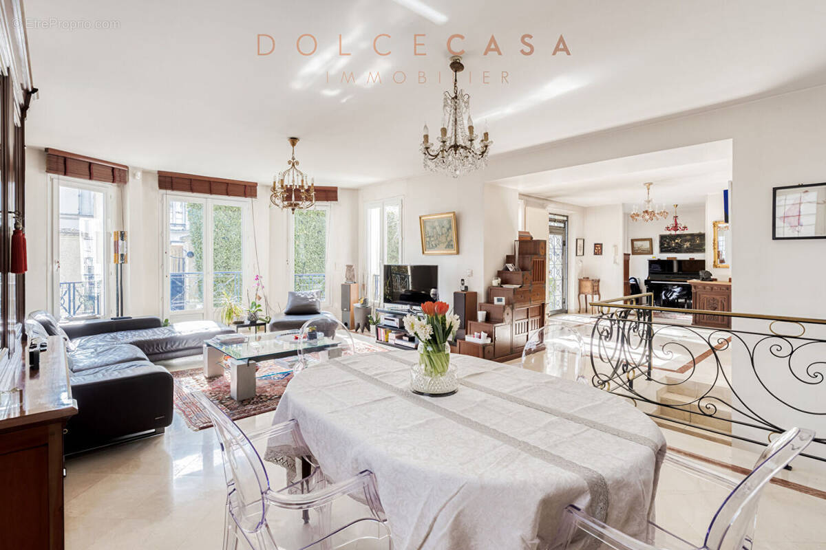 Maison à NOGENT-SUR-MARNE