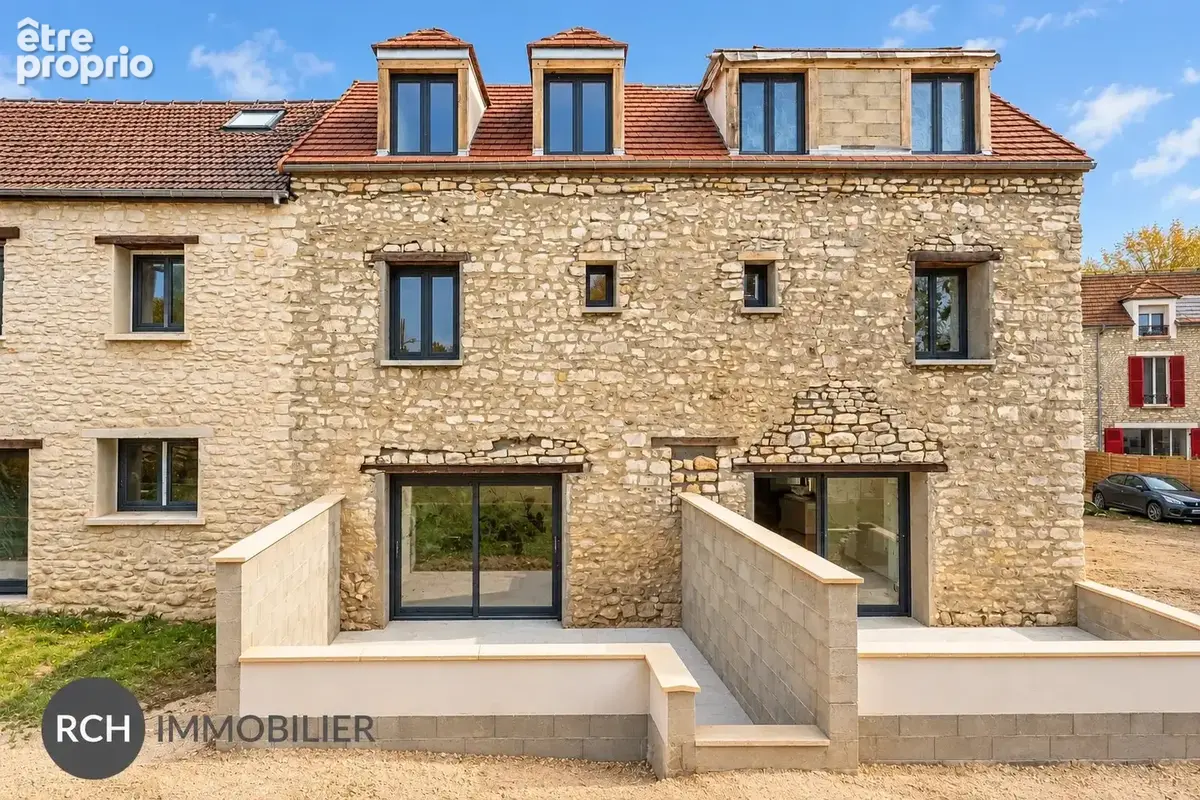 Maison de ville en pierre entièrement rénovée avec terrasse et jardin - photo 11