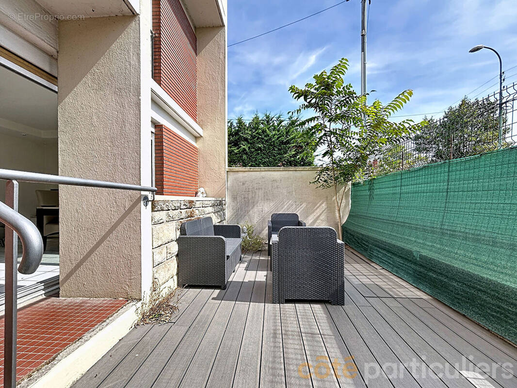Appartement à SAINT-MAUR-DES-FOSSES
