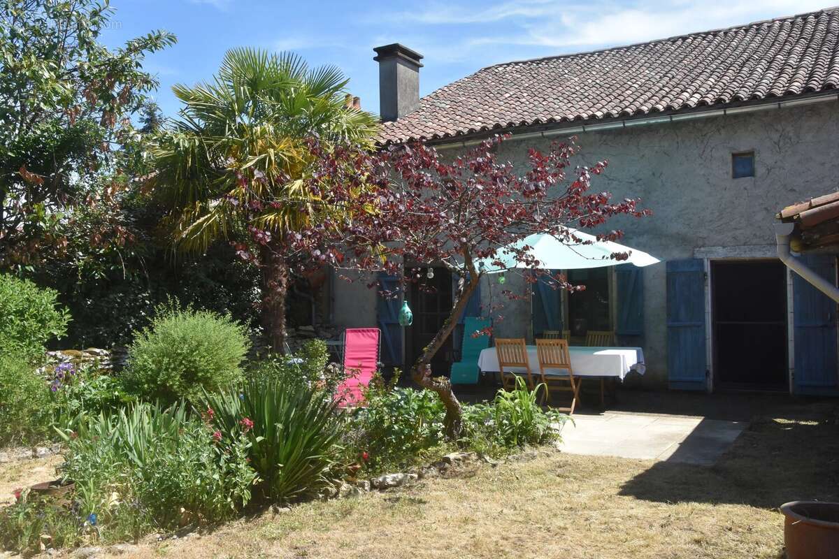 Maison à PAYROUX