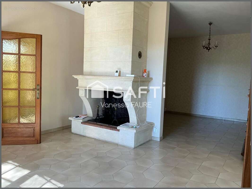Photo 4 - Maison à FARGUES-SAINT-HILAIRE