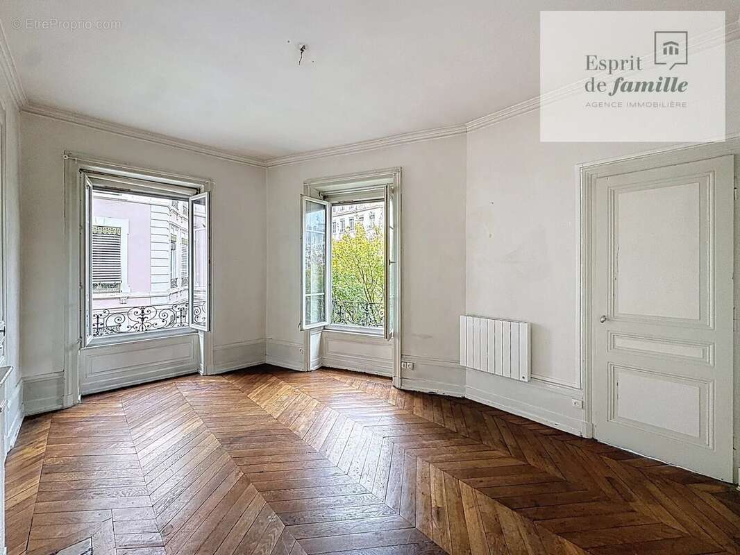 Appartement à LYON-6E