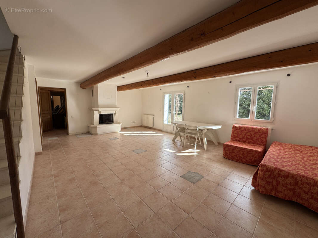 Maison à MORMOIRON