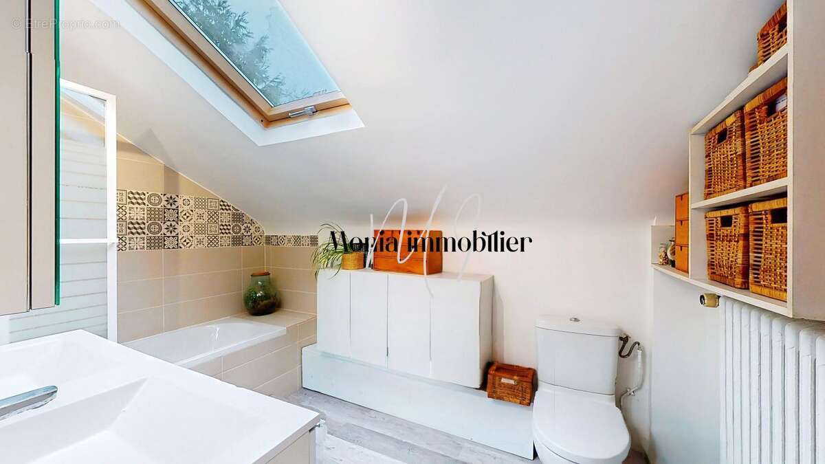 Maison à ROSNY-SOUS-BOIS