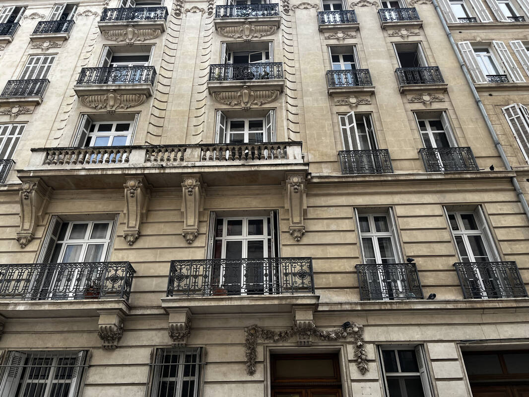 Appartement à MARSEILLE-8E