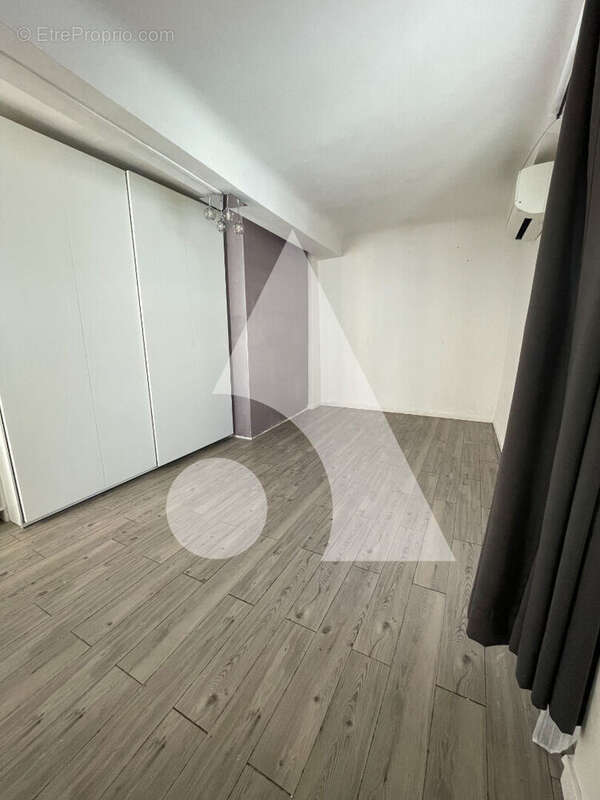 Maison Gonfaron 5 pièce(s) 93 m2 - photo 5