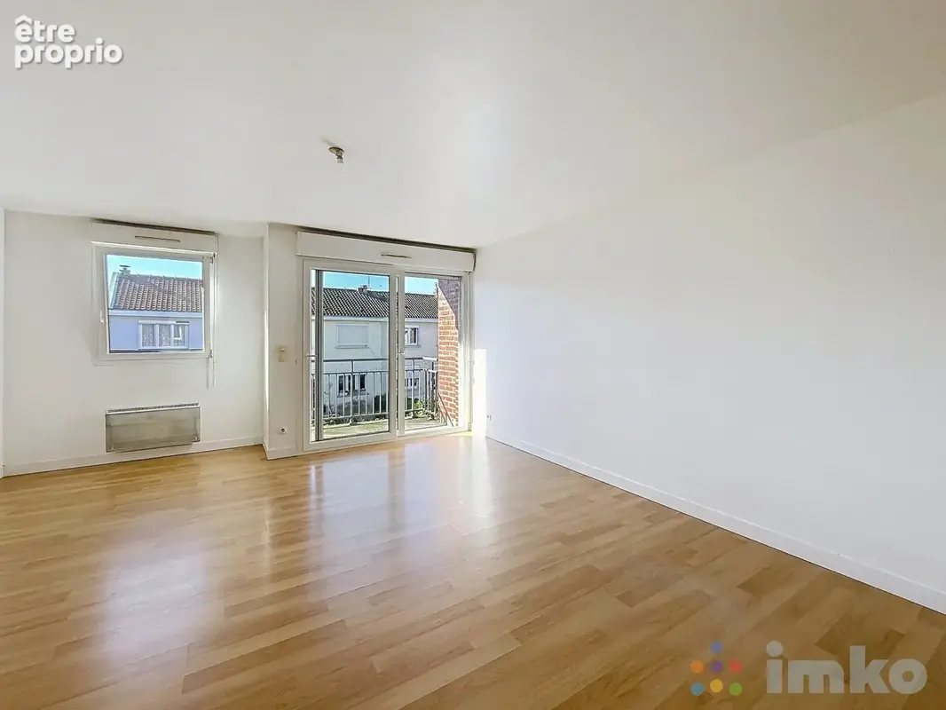 Appartement 3 pièces 70 m² à vendre à Lille (59000) - photo 2