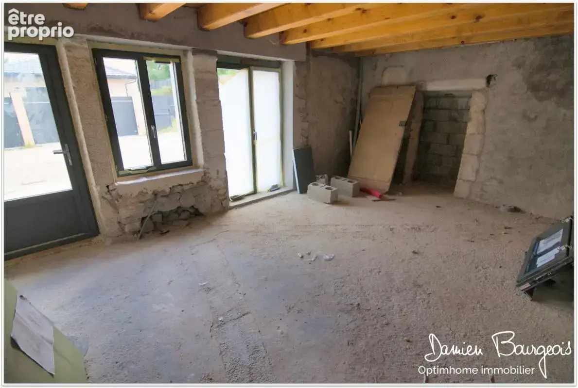 Maison mitoyenne brute avec fort potentiel d' environ 140 m² au sol - photo 9