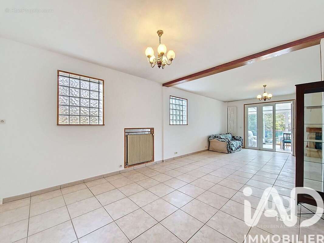 Photo 7 - Maison à MONTGERON