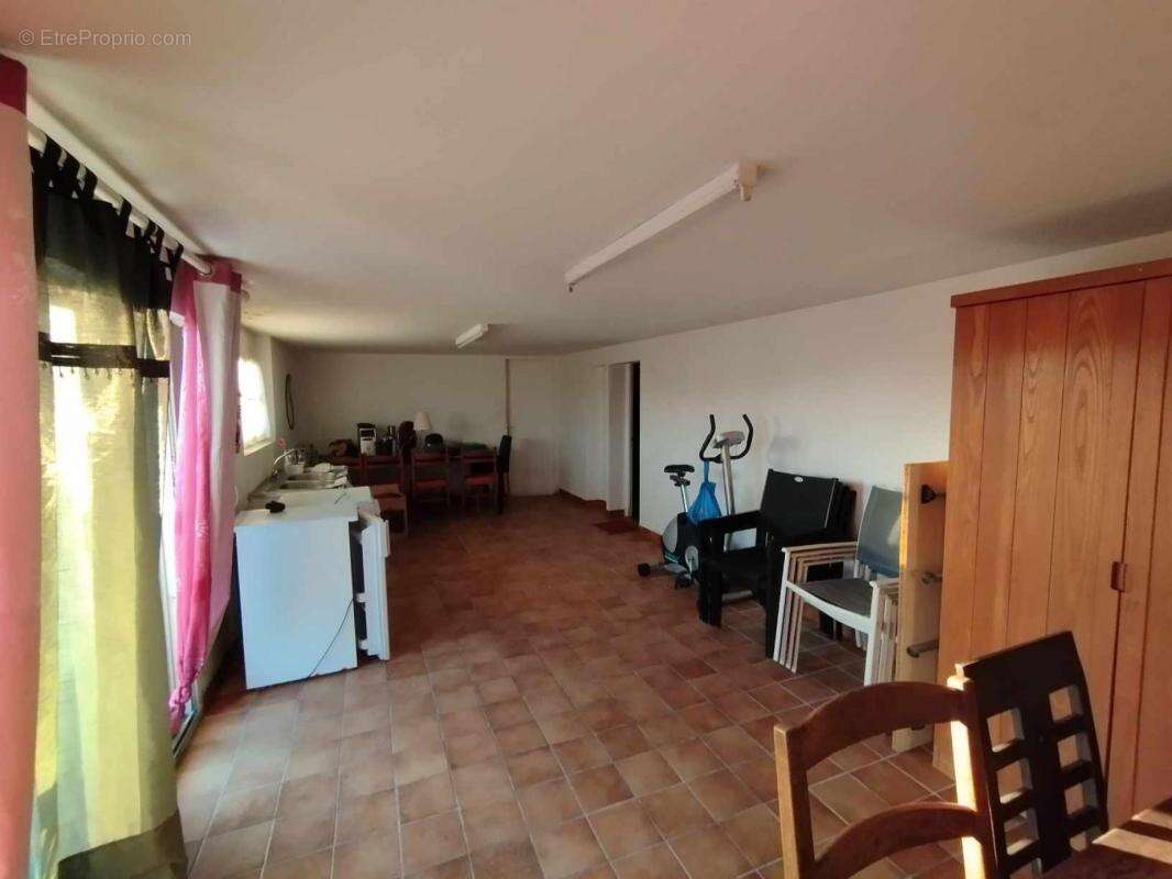 Maison à LE TOUR-DU-PARC