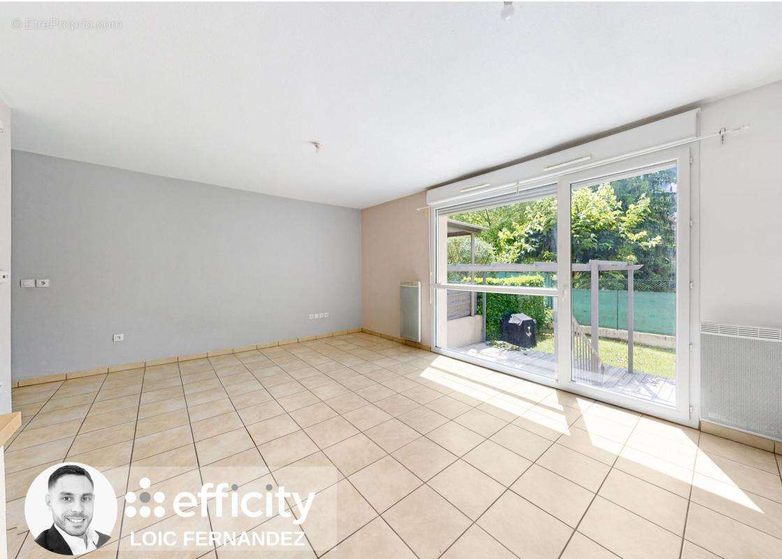Appartement à RILLIEUX-LA-PAPE