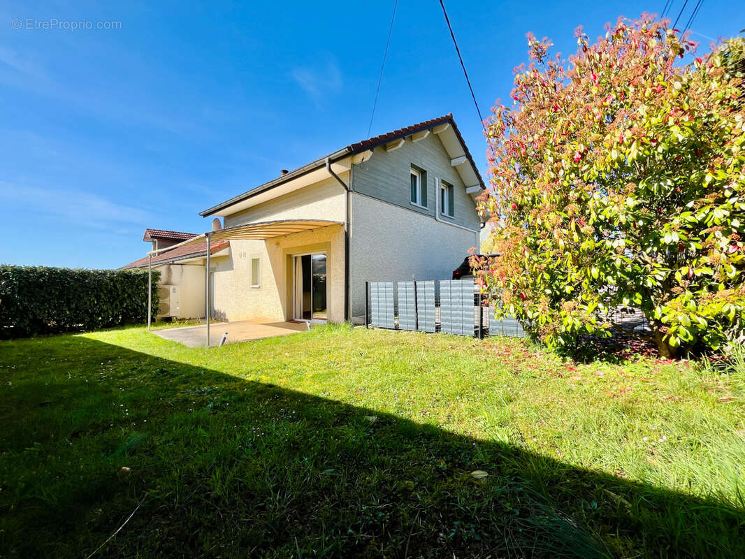 Maison à BOUSSIERES