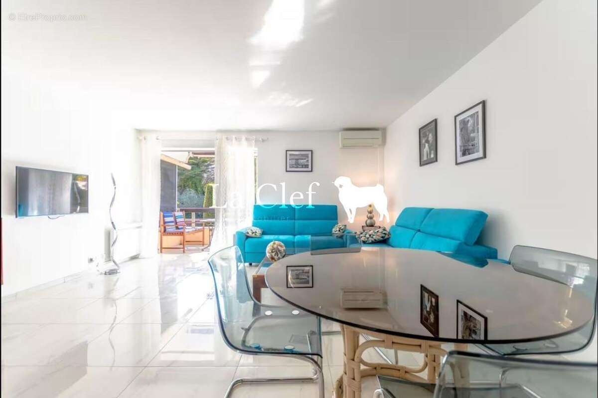 Appartement à SAINT-TROPEZ