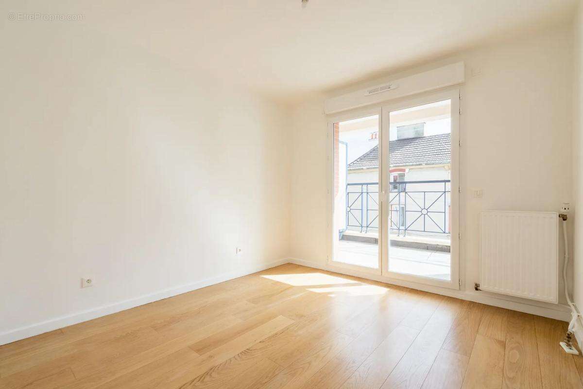 Appartement à NEUILLY-PLAISANCE