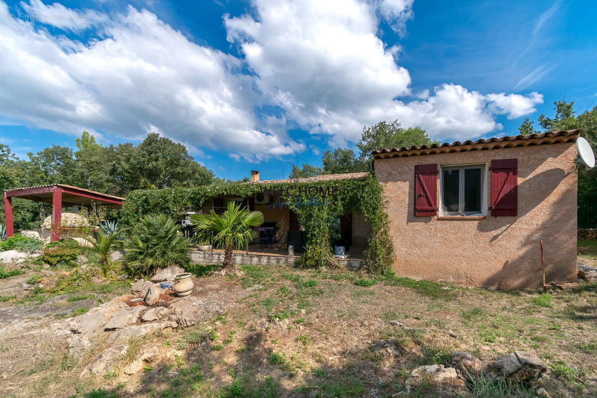 Maison à REGUSSE