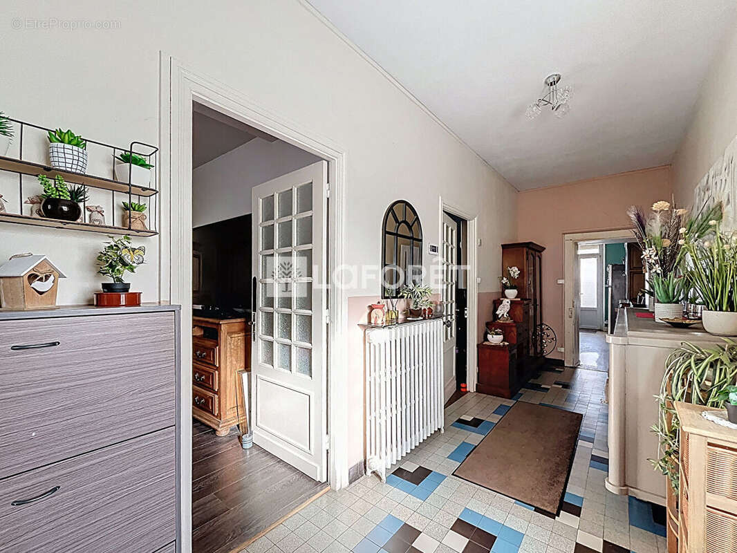 Maison à MAXEY-SUR-MEUSE