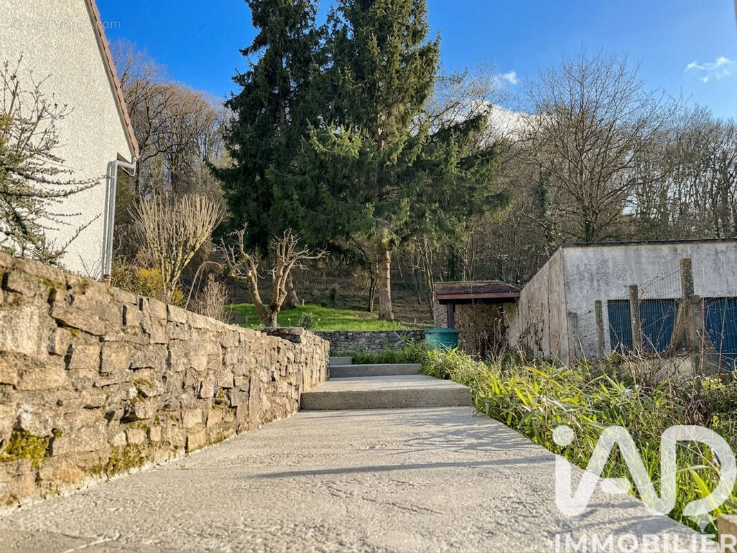 Photo 3 - Maison à CUISE-LA-MOTTE