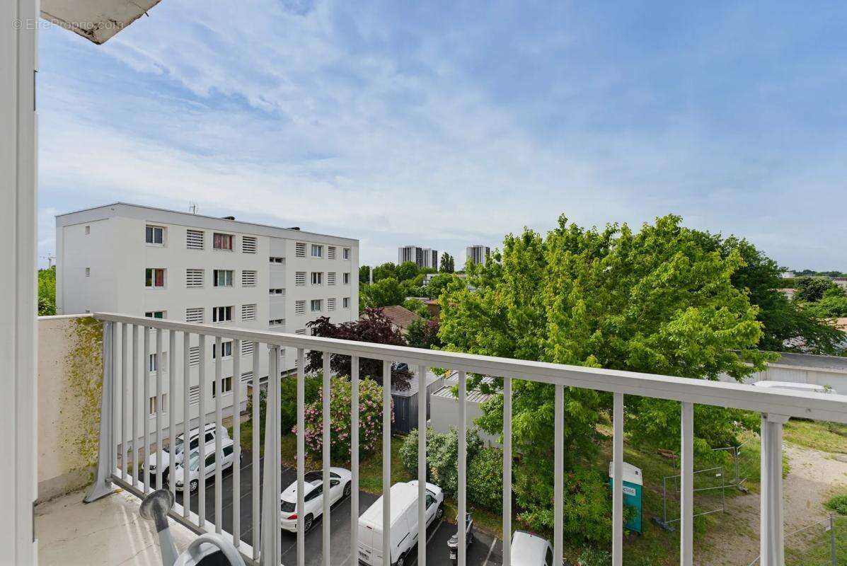 Appartement de 4 pièces de 75 m² à Pessac - photo 9