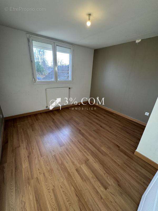 Maison à PETITE-FORET