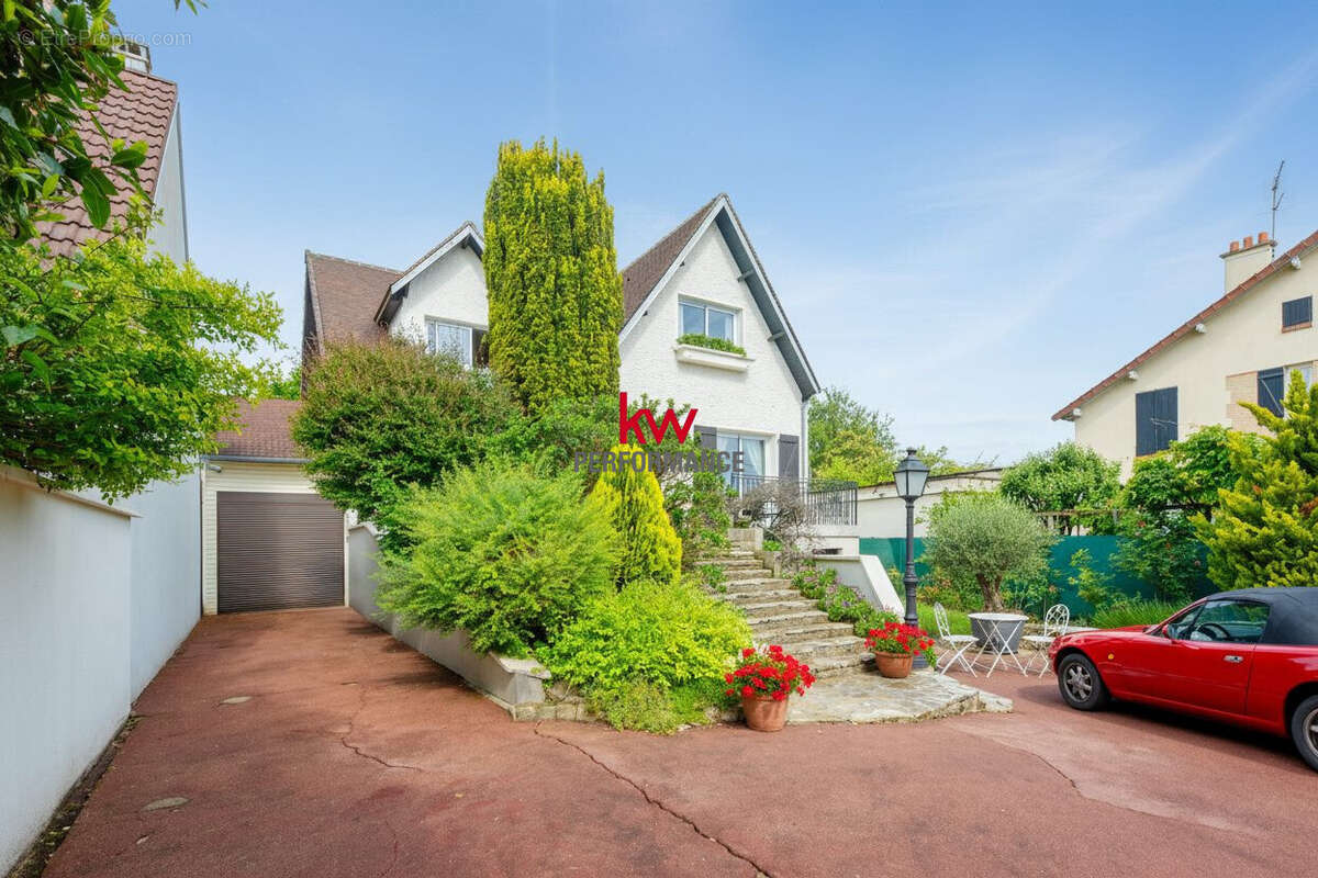 Maison 172 m² à Eaubonne  - photo 3