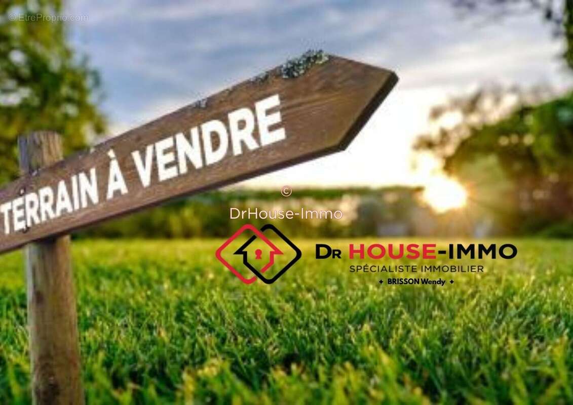 Terrain à L&#039;AIGUILLON-SUR-MER