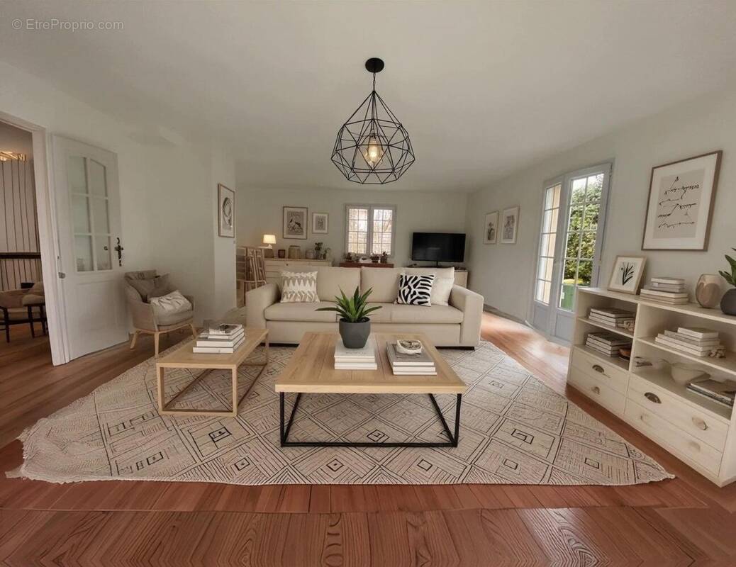 Photo 1 - Maison à LE HAILLAN