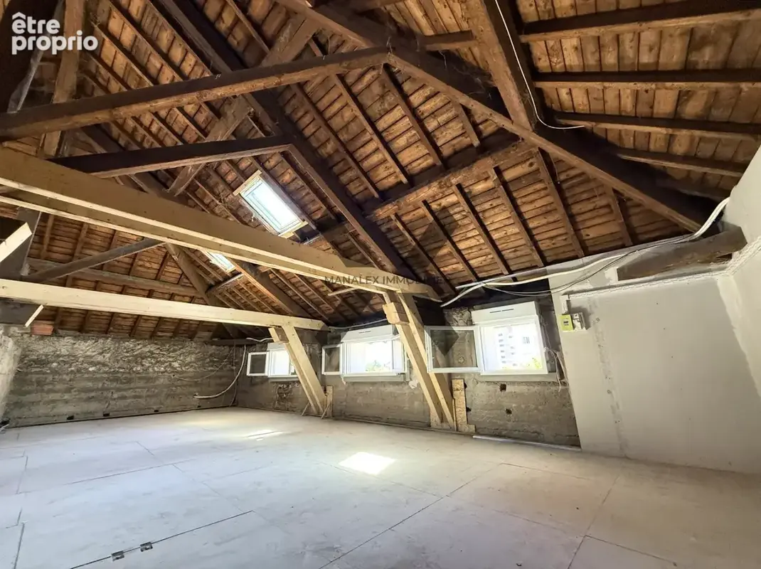 Appartement à rénover   55 m2   Roanne - photo 3