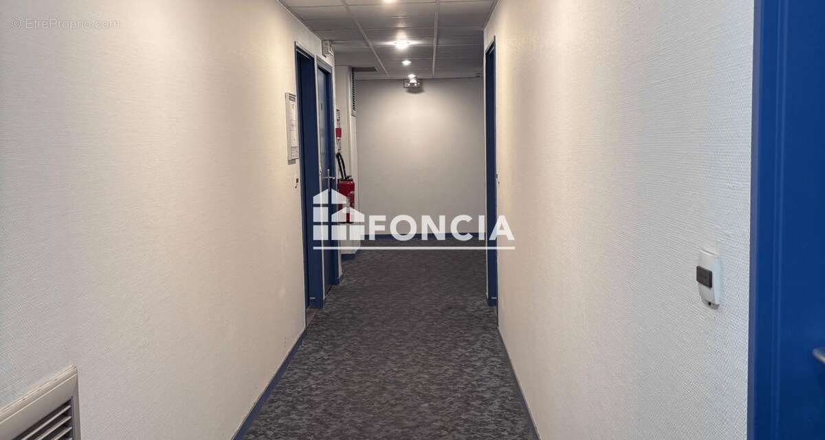 Fac jean monet / studio avec 1 parking - photo 6