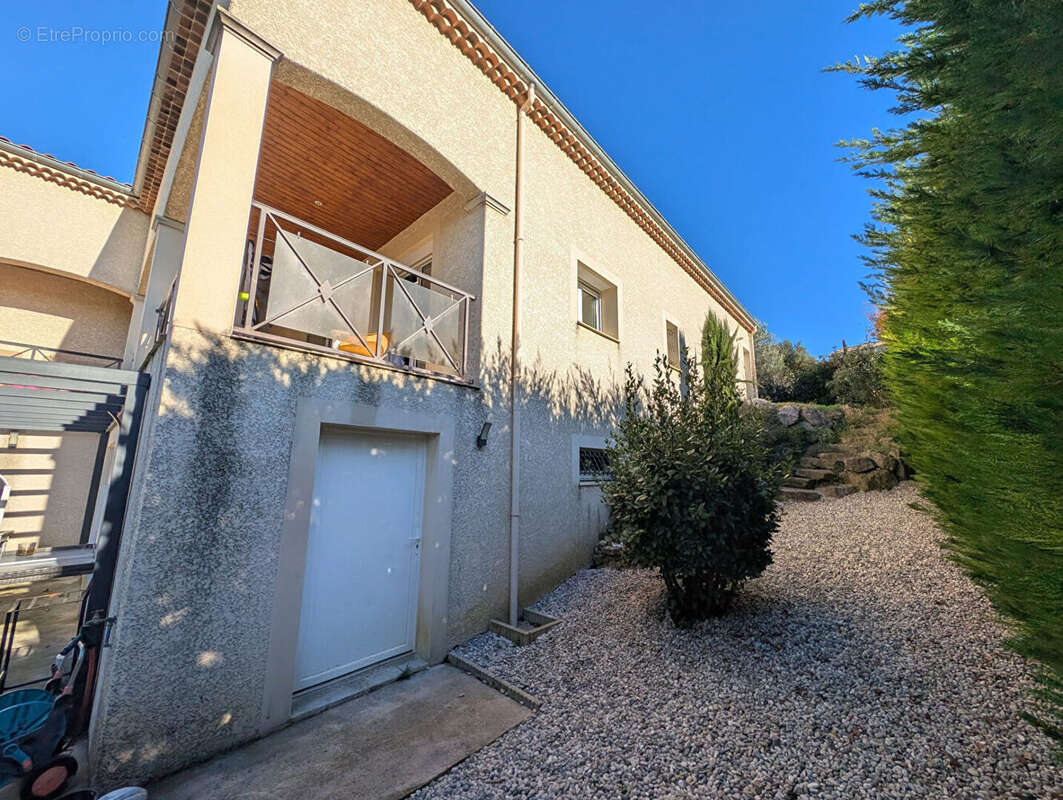 Maison à SAINT-PERAY