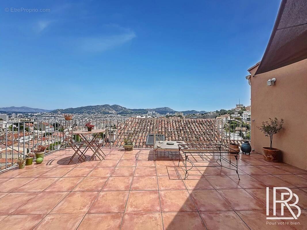 Maison à MARSEILLE-6E