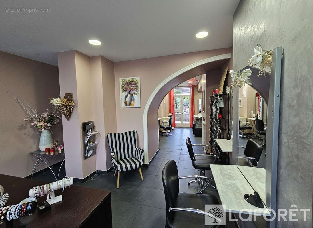 Immeuble, Romilly sur seine, local commercial, appartement , centre ville, proche gare - photo 5