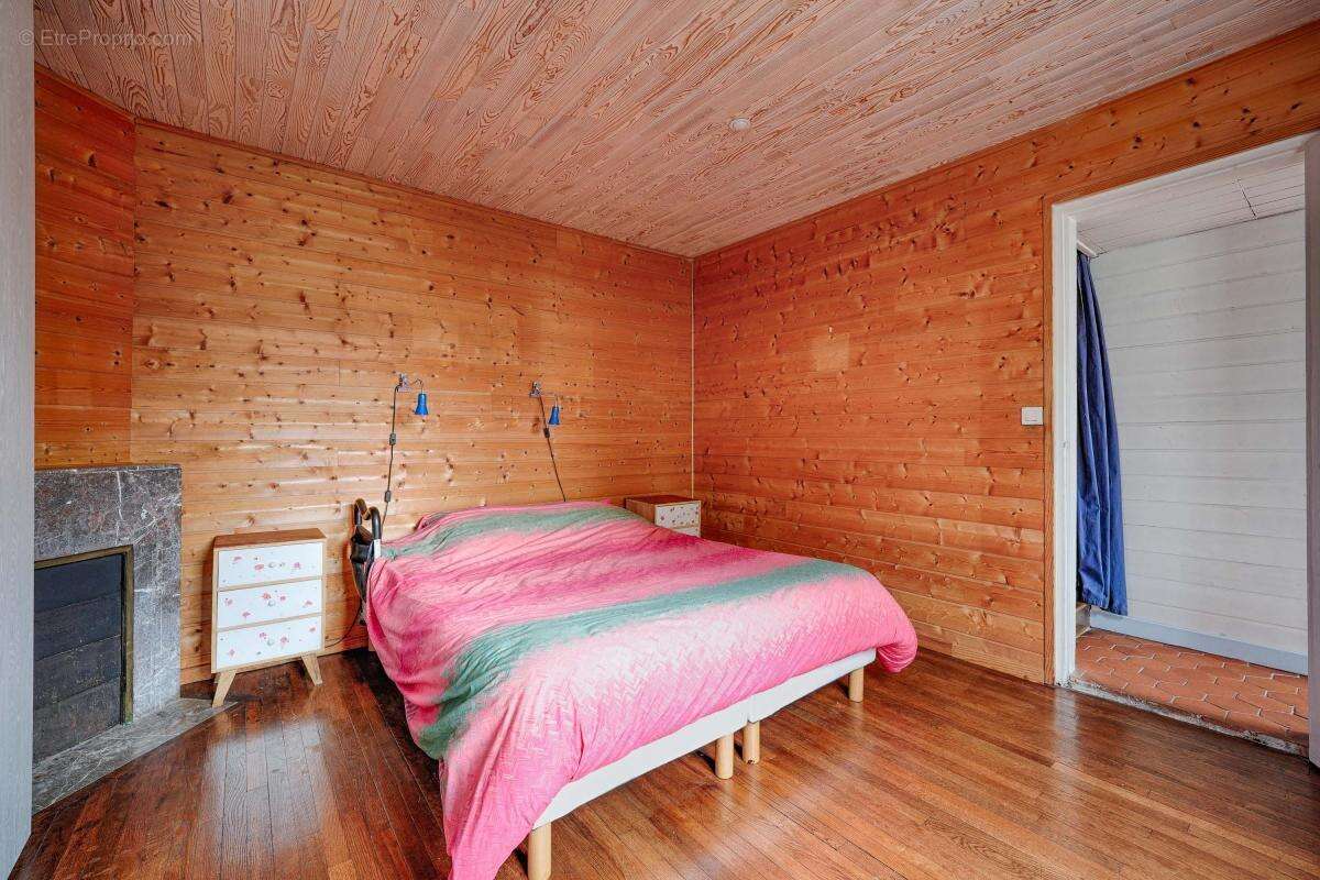 Maison à SAVIGNY-SUR-ORGE