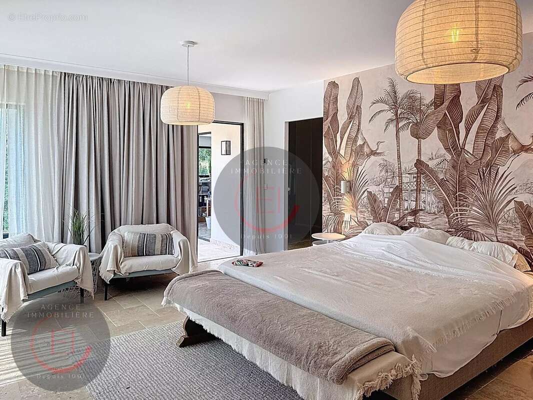 Maison à LES ADRETS-DE-L&#039;ESTEREL