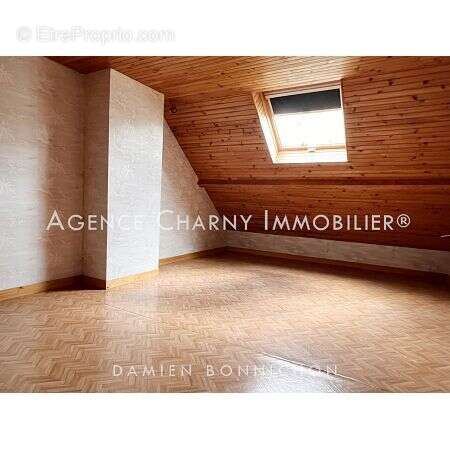 Maison 114 m² à Chambeugle  - photo 8