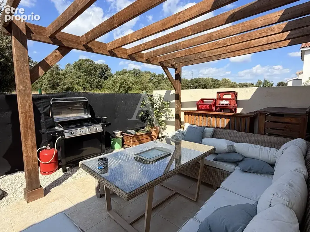 Belle maison de 2022, plain-pied avec jardin, garage et stationnement - Cournontérral - photo 12