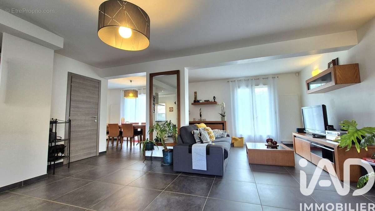 Photo 5 - Maison à ROISSY-EN-BRIE