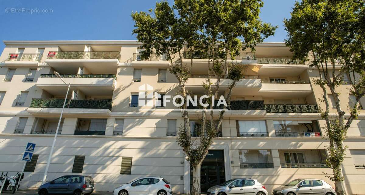 Toulon ouest - grand t2 - terrasse et garage ferme dans residence recente - photo 6