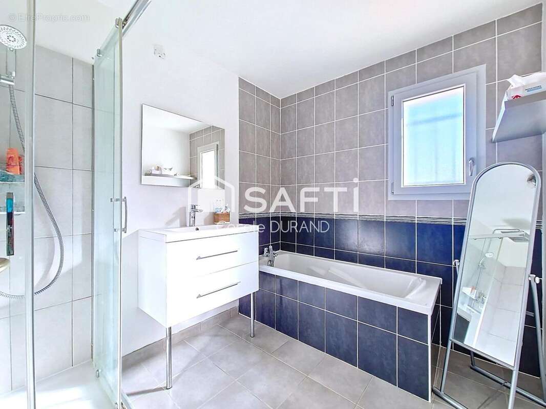 Photo 8 - Maison à LA VERPILLIERE